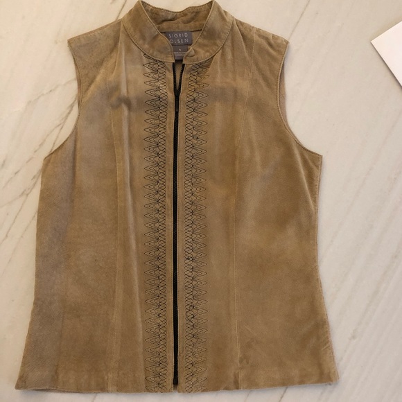 Suede full zip vest - Picture 1 of 4
